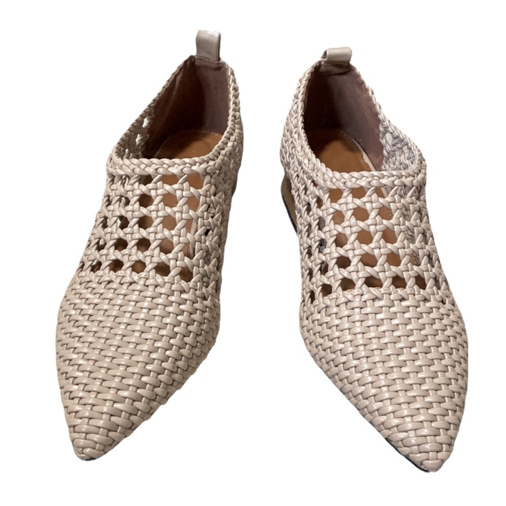 REVAMPED weave pointed toe shoes - size 36/6.5